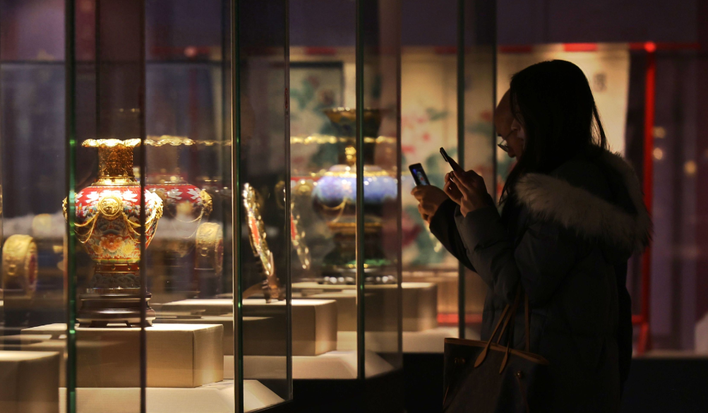 元宇宙展示工艺美术，北京工业旅游公众开放日活动首次走进博物馆-第1张图片-知霖快报